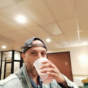 Meet your Posher, Ray